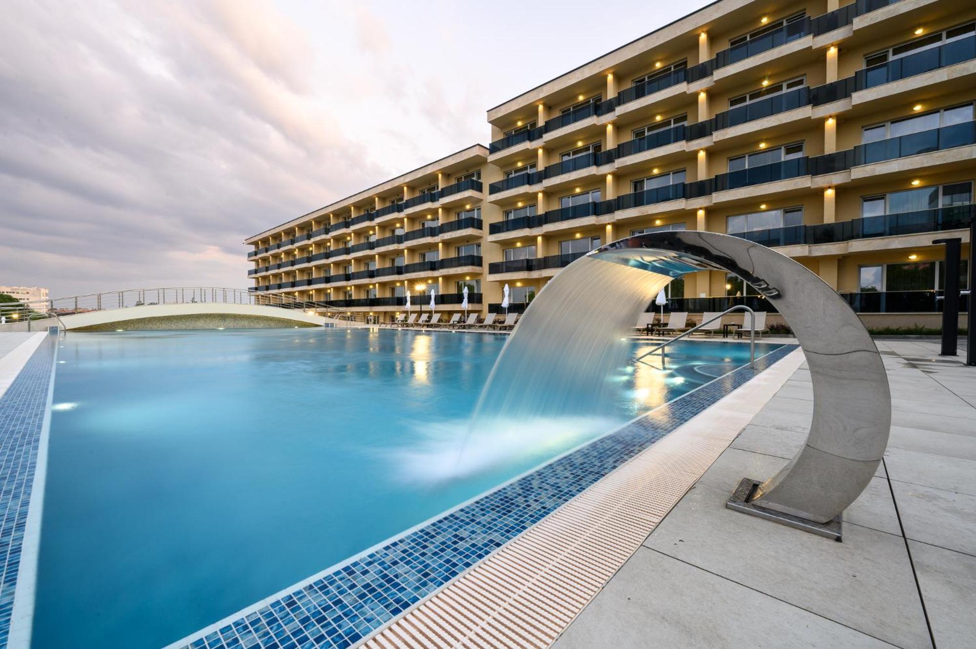 Empire Balneo & Spa Hotel Hisarja Exterior foto