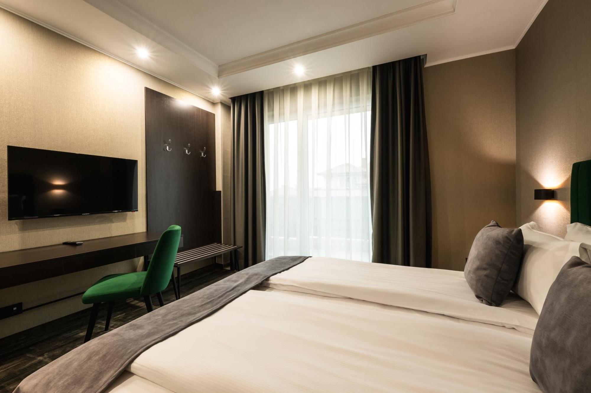 Empire Balneo & Spa Hotel Hisarja Exterior foto